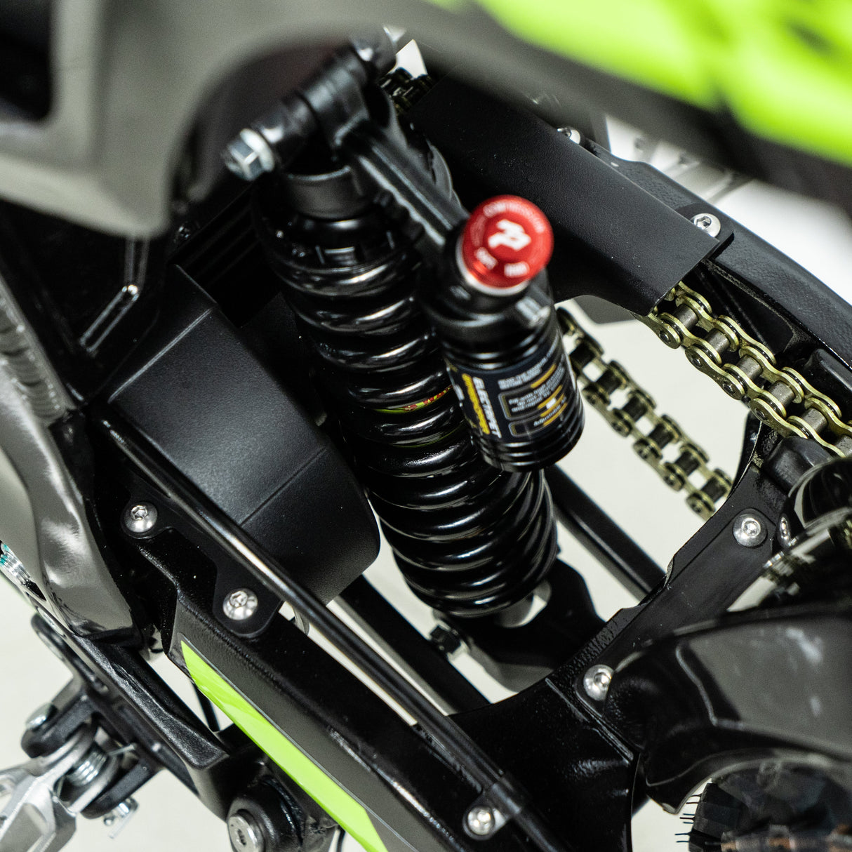 72V 6000W Electric Dirt Bike for Adults, High Performance Grasshopper Off-Road E-Moto with 12000W Peak Motor
